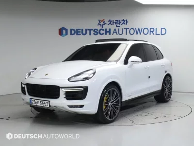 Porsche CAYENNE