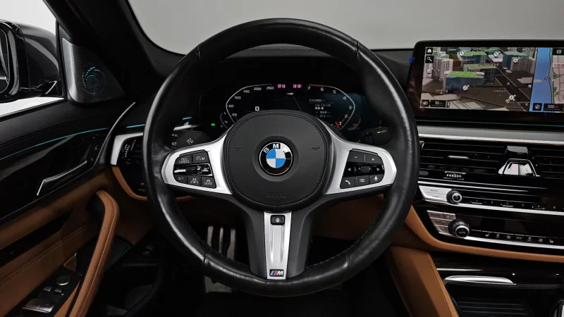 BMW 5-Series