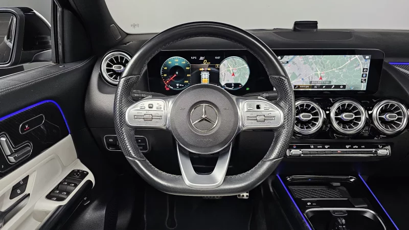 Mercedes-Benz GLA-Class