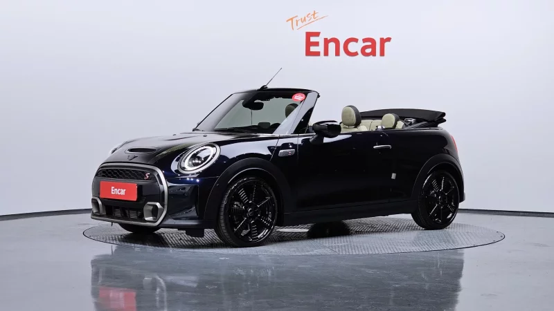 MINI Cooper Convertible
