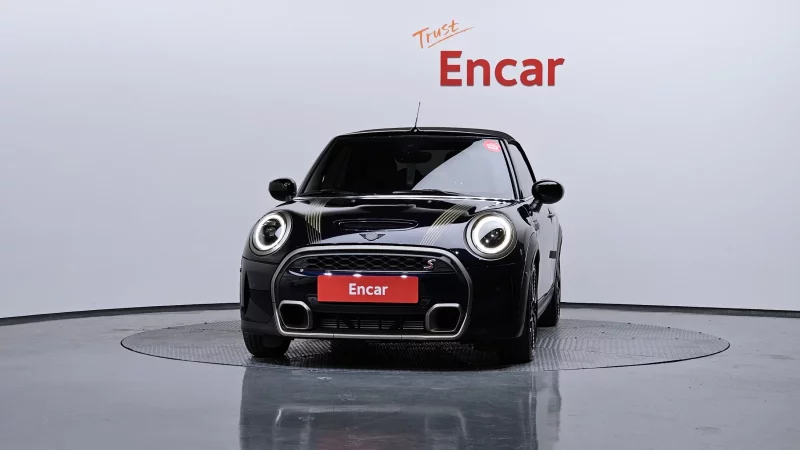 MINI Cooper Convertible