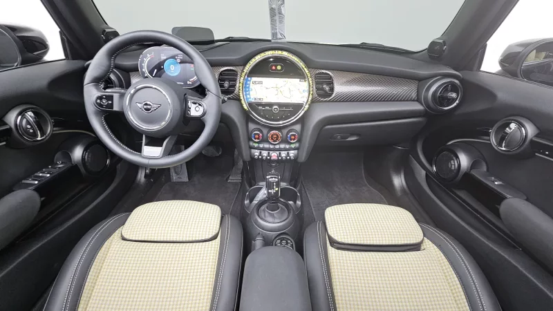 MINI Cooper Convertible