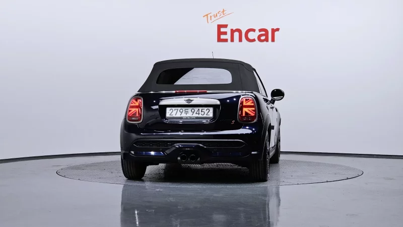 MINI Cooper Convertible