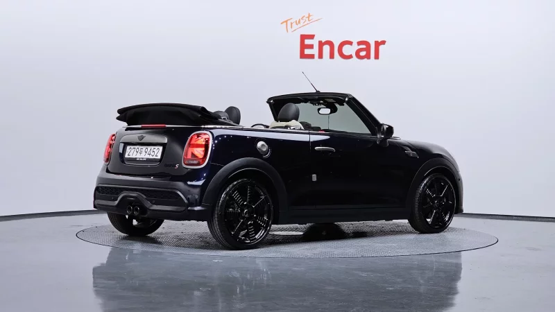 MINI Cooper Convertible