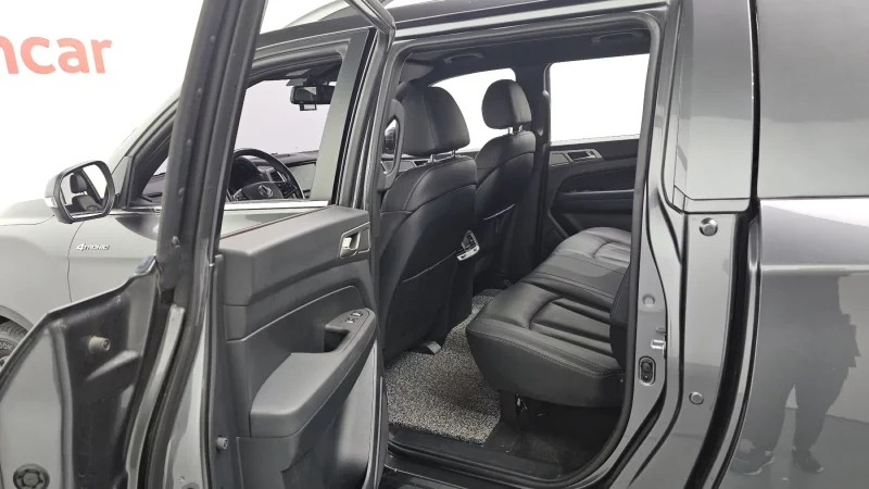 SsangYong Rexton Sports Khan