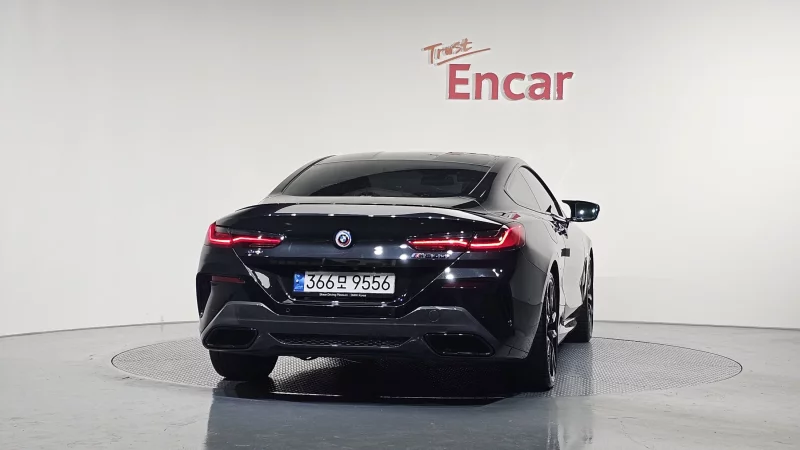 BMW 8-Series