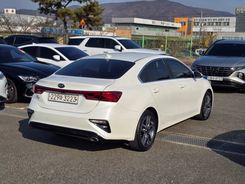 Kia K3