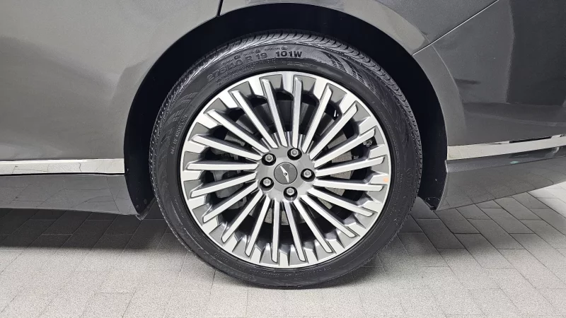 Genesis Electrified G80