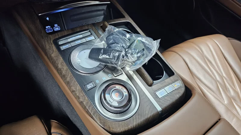 Genesis Electrified G80