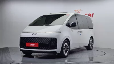 Hyundai Staria