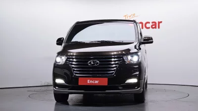 Hyundai Starex