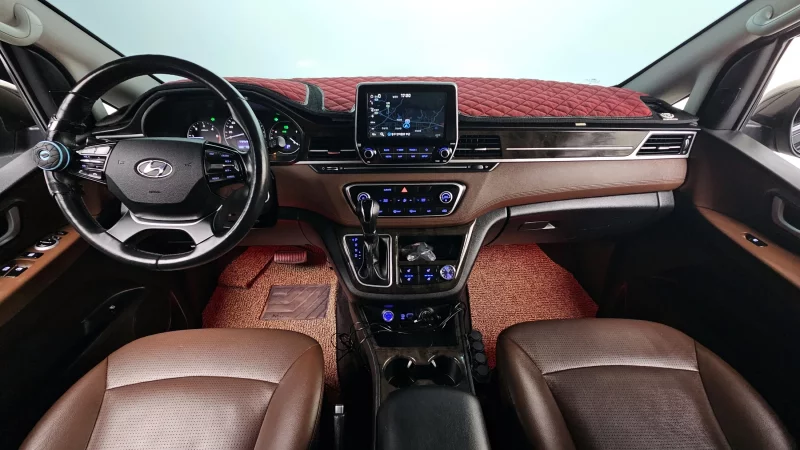 Hyundai Grand Starex