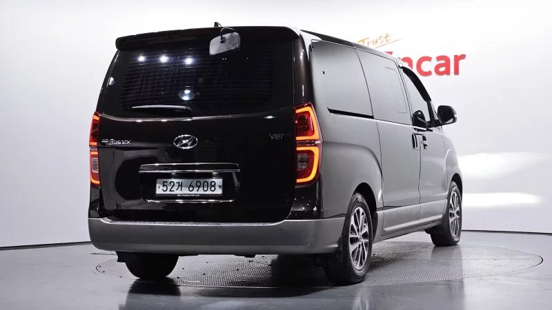 Hyundai Grand Starex