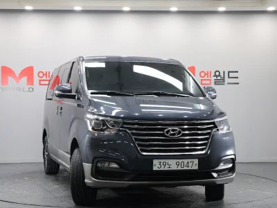 Hyundai Starex