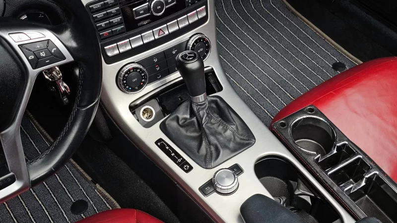 Mercedes-Benz SLK-Class