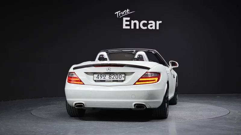 Mercedes-Benz SLK-Class