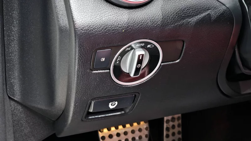 Mercedes-Benz SLK-Class