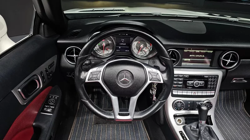 Mercedes-Benz SLK-Class