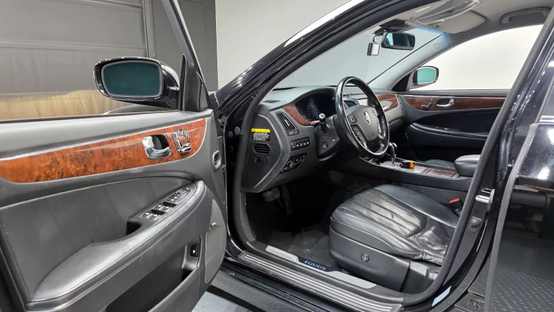 Hyundai Equus