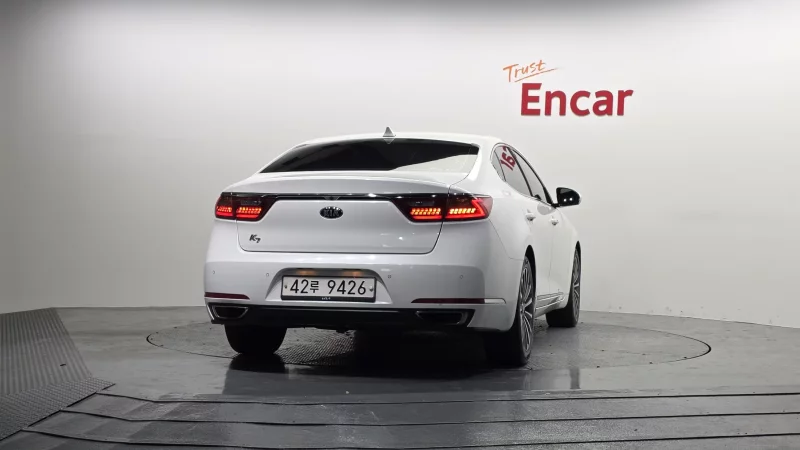 Kia K7