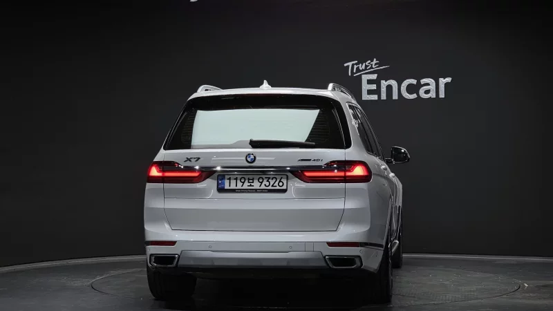 BMW X7