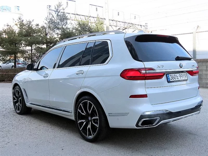 BMW X7