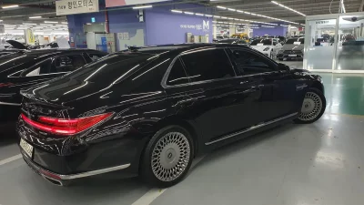 Genesis G90
