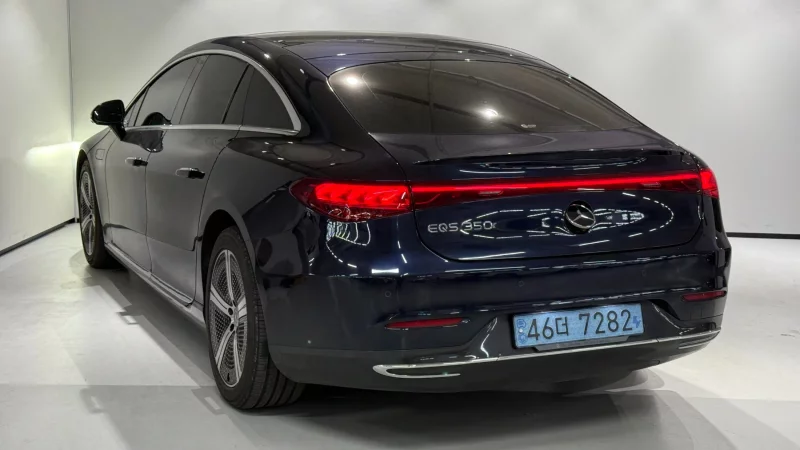 Mercedes-Benz EQS