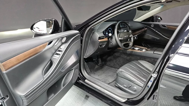 Genesis Electrified G80