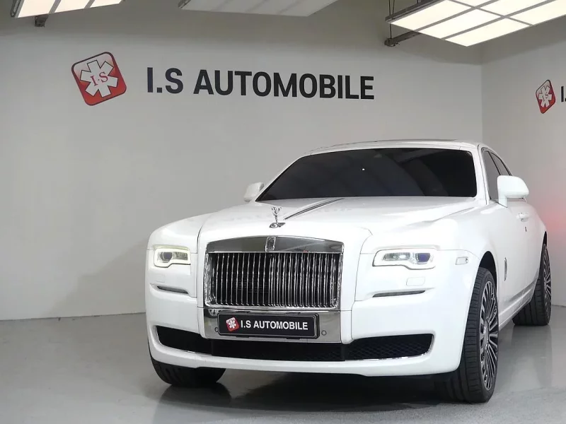 Rolls-Royce GHOST