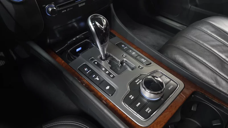 Hyundai Equus