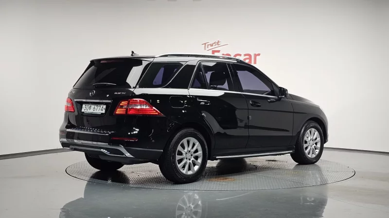 Mercedes-Benz M-class