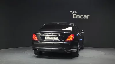 Genesis EQ900