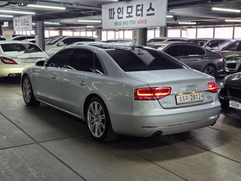 Audi A8