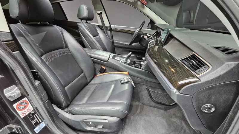BMW 5-Series Gran Turismo