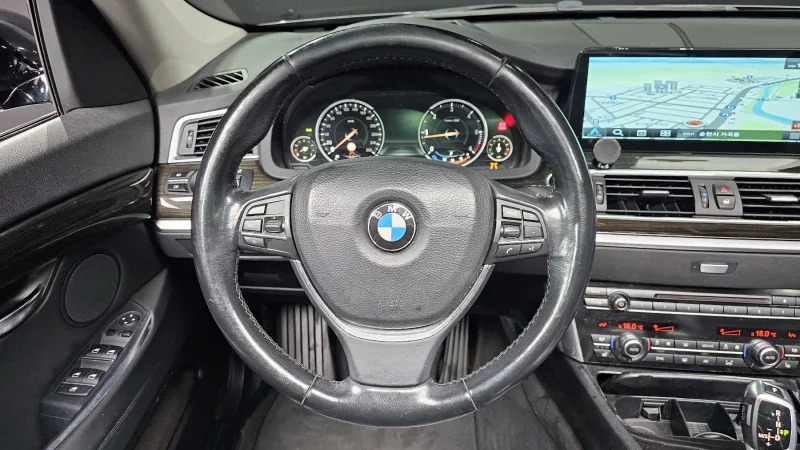 BMW 5-Series Gran Turismo