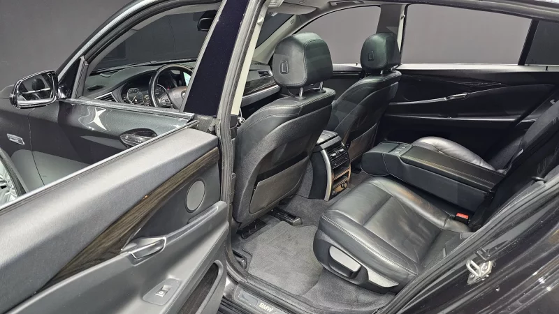 BMW 5-Series Gran Turismo