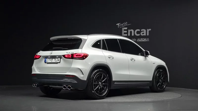 Mercedes-Benz GLA-Class