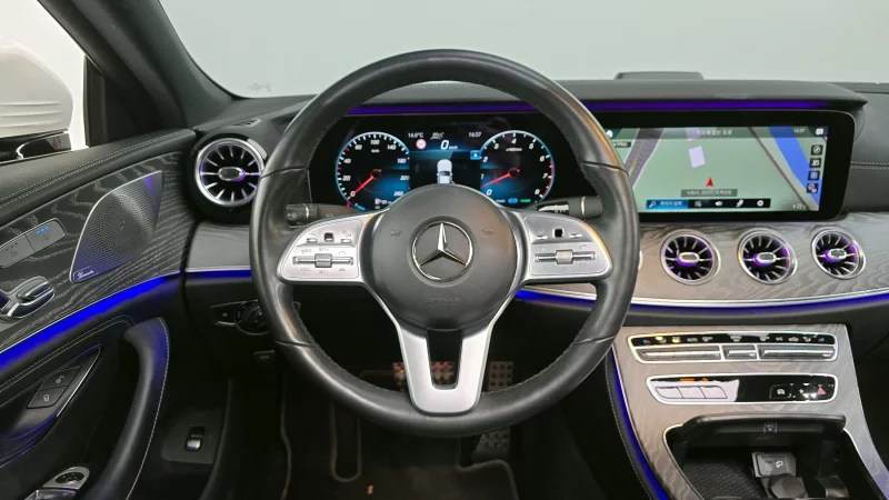Mercedes-Benz CLS-Class