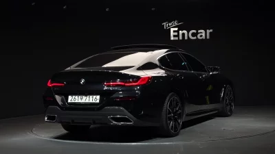 BMW 8-Series