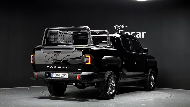 Kia Tasman