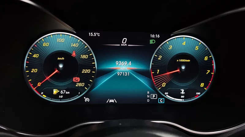 Mercedes-Benz C-Class