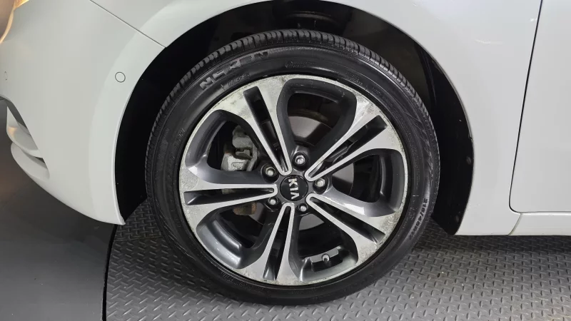 Kia K3