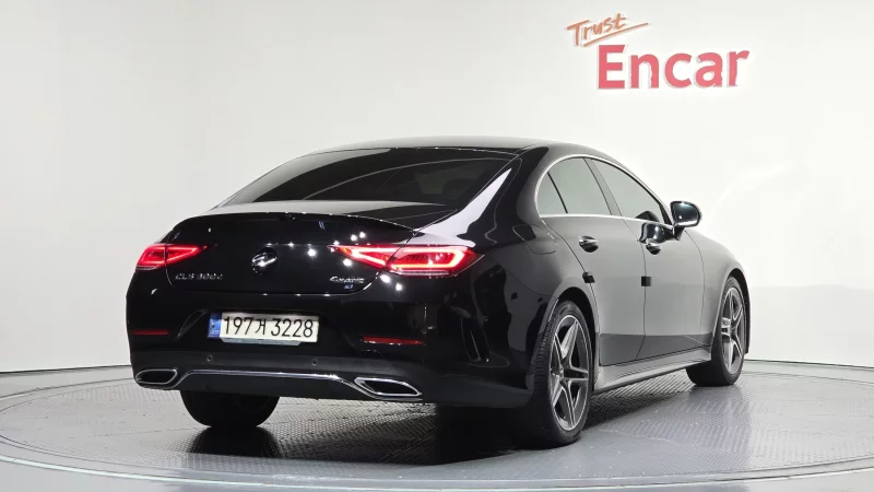 Mercedes-Benz CLS-Class