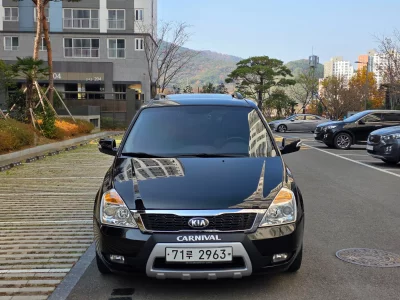 Kia Carnival
