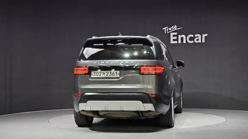 Land Rover DISCOVERY