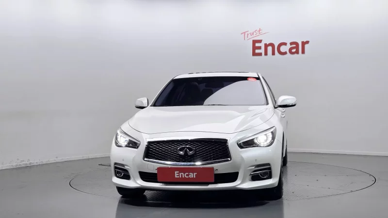 Infiniti Q50