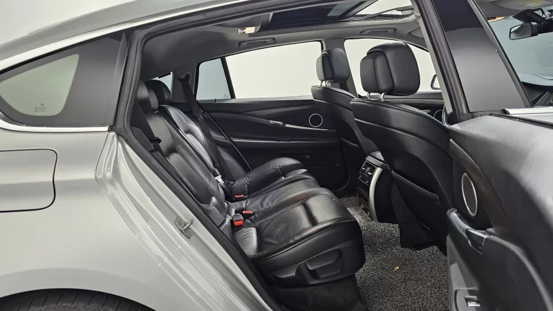 BMW 5-Series Gran Turismo