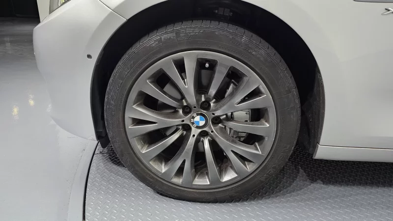 BMW 5-Series Gran Turismo