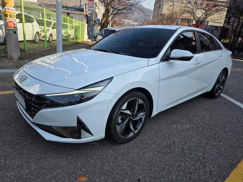 Hyundai AVANTE